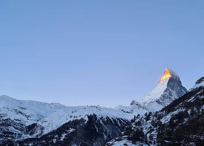 Rooftop - The Real Matterhorn View زيرمات