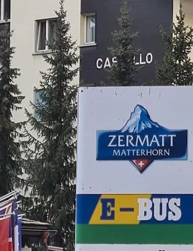 Rooftop - The Real Matterhorn View * زيرمات